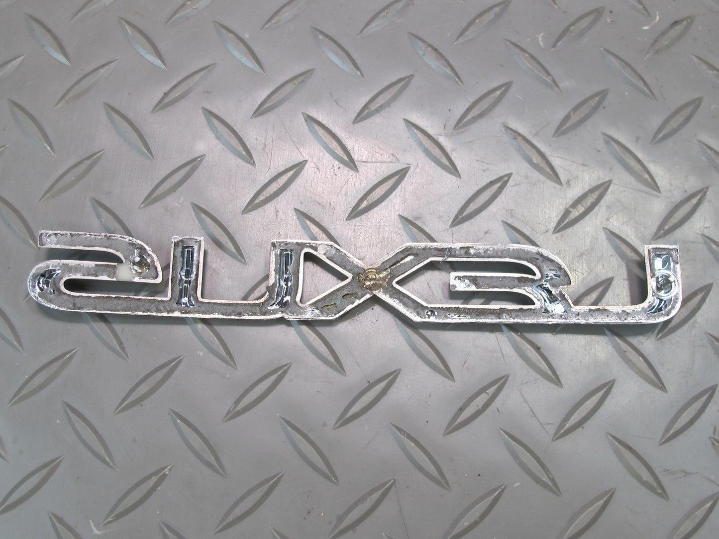 08-14 Lexus USE20L Is-f Rear Trunk Lid Lower Logo Badge Set OEM