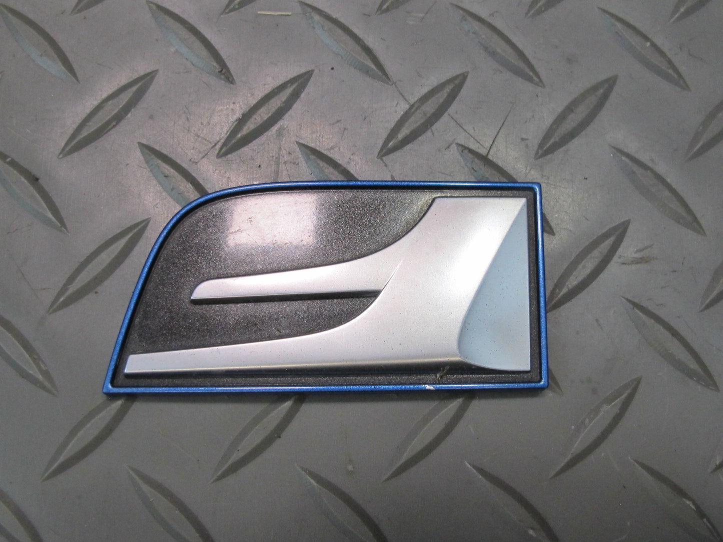 08-14 Lexus USE20L Is-f Rear Trunk Lid Lower Logo Badge Set OEM