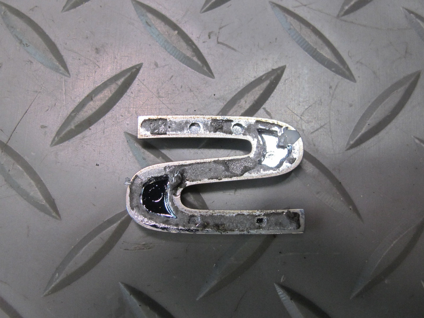 08-14 Lexus USE20L Is-f Rear Trunk Lid Lower Logo Badge Set OEM