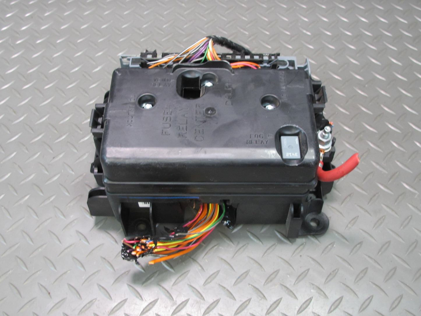 2005 Chevrolet SSR 6.0L A/T Cabin Interior Fuse Box OEM