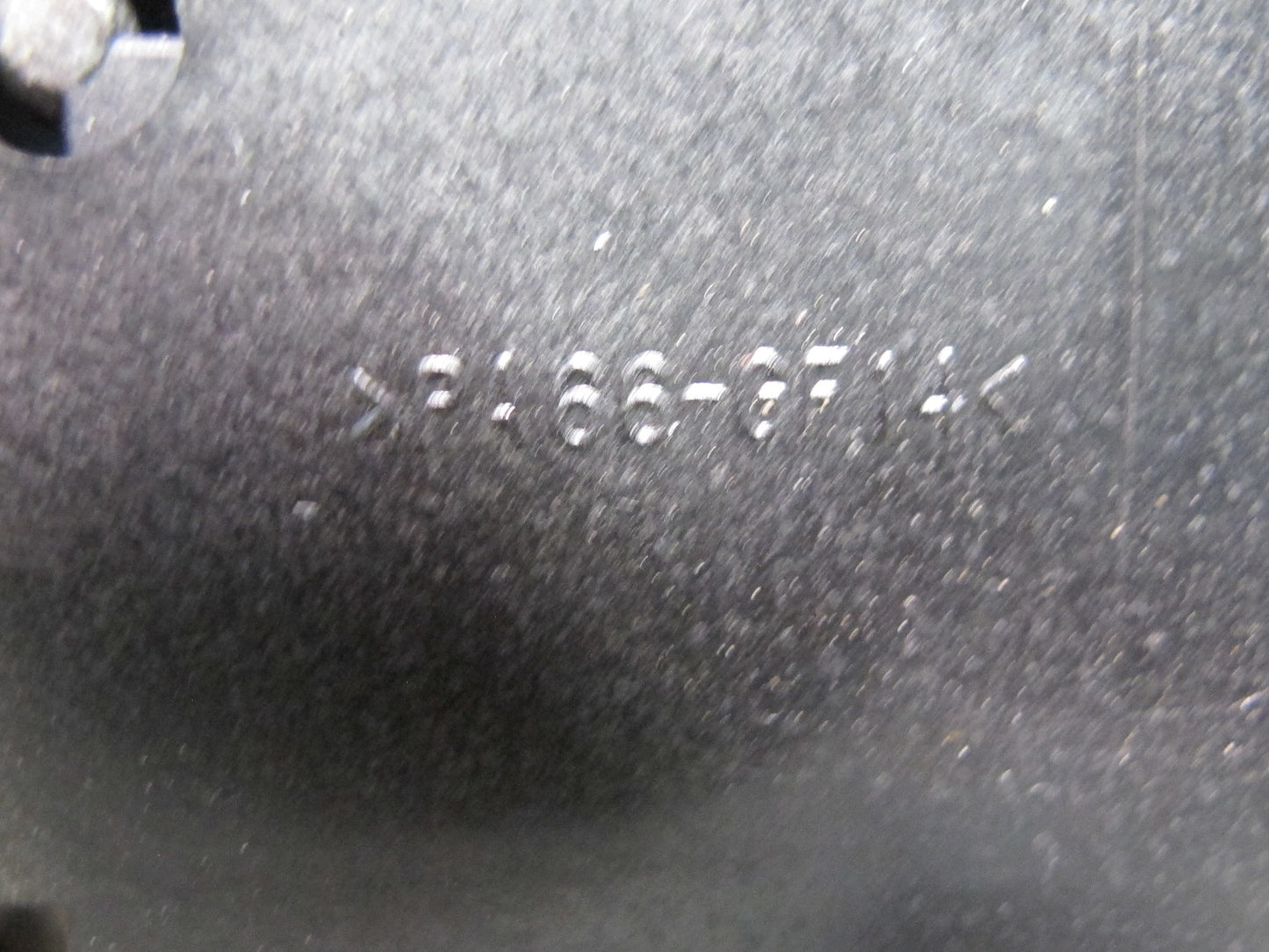 2005 Chevrolet SSR 6.0L A/T Cabin Interior Fuse Box OEM