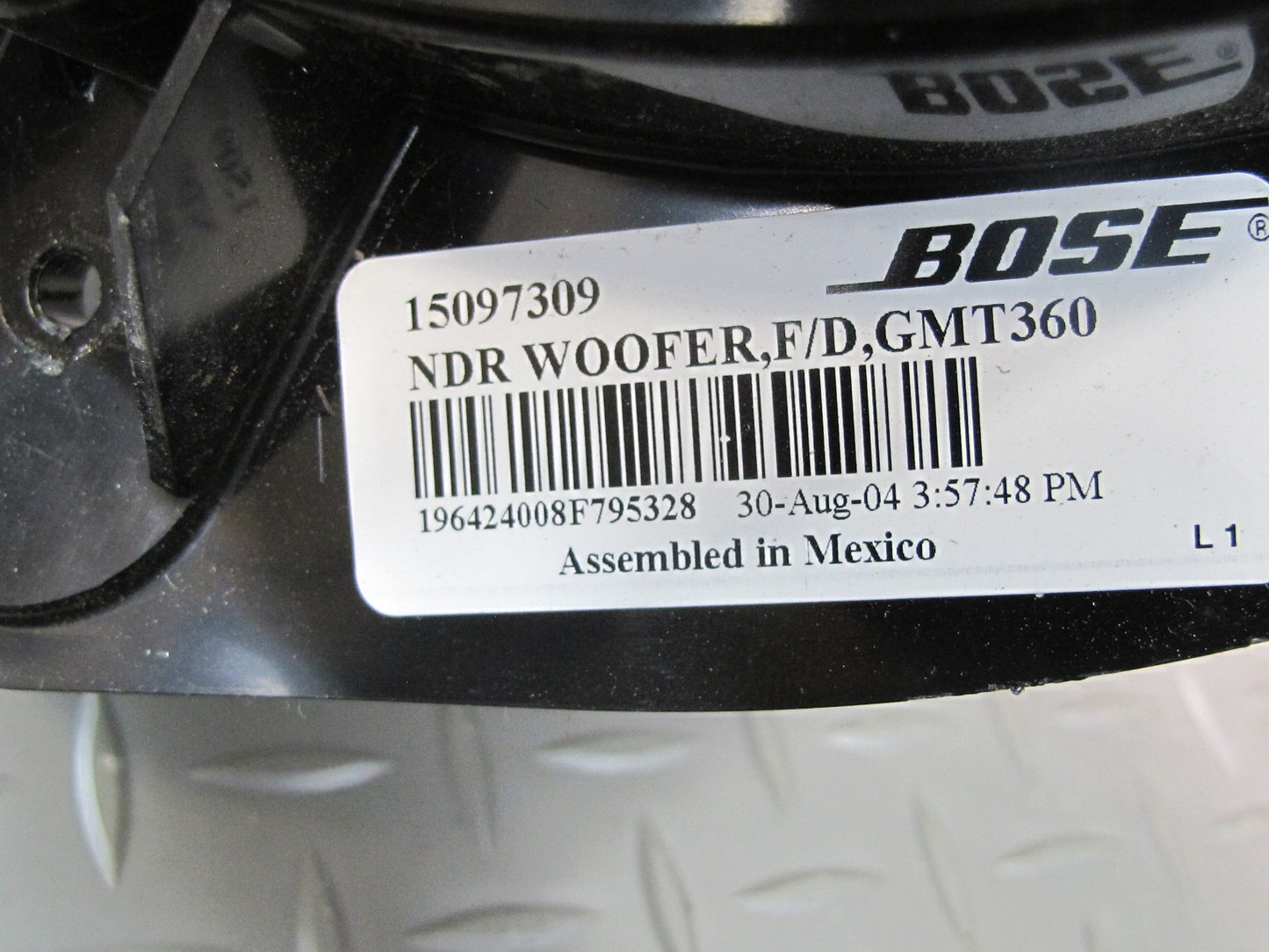 03-06 Chevrolet SSR Set of 2 Front Left & Right Door Bose Woofer Speaker OEM