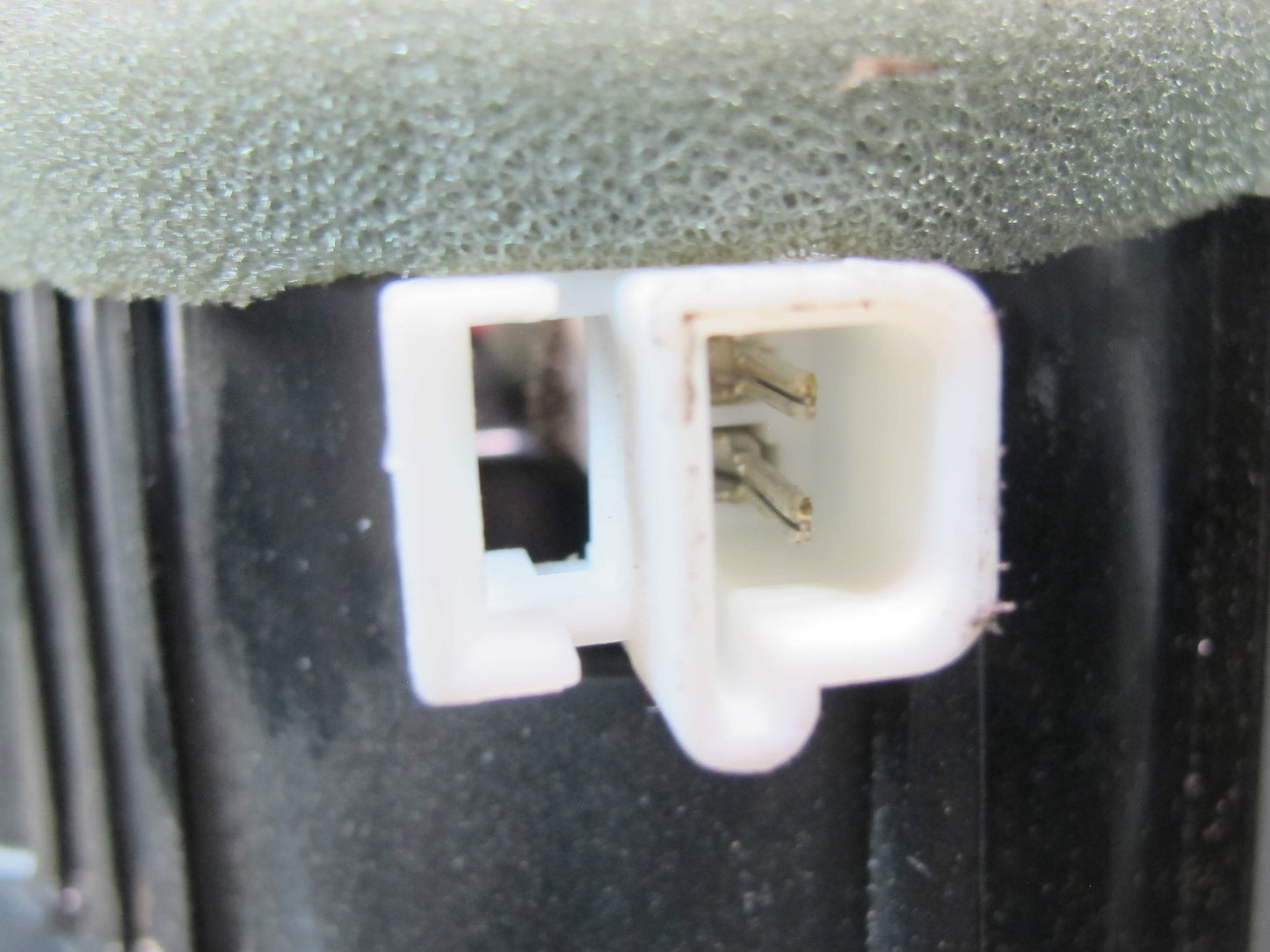 03-06 Chevrolet SSR Set of 2 Front Left & Right Door Bose Woofer Speaker OEM