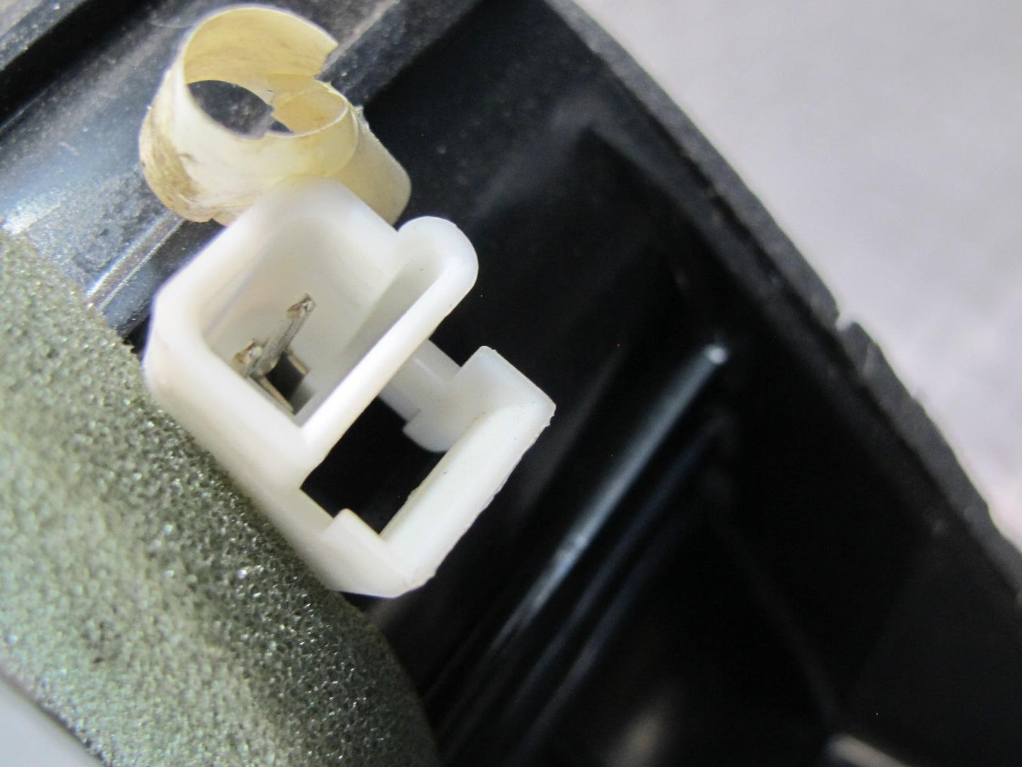 03-06 Chevrolet SSR Set of 2 Front Left & Right Door Bose Woofer Speaker OEM