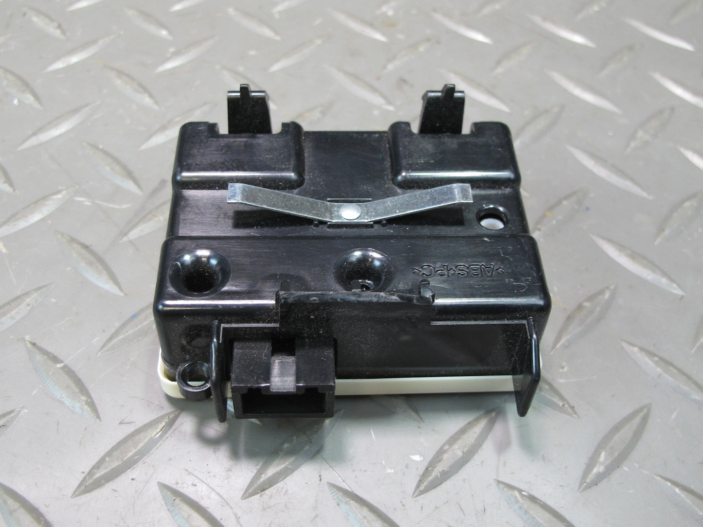 03-06 Chevrolet SSR Theft Locking Control Module 25757280 OEM