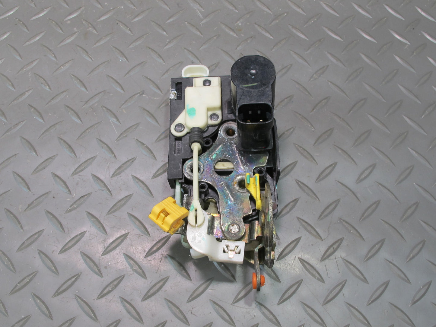 03-06 Chevrolet SSR Front Right Passenger Door Lock Latch Actuator OEM