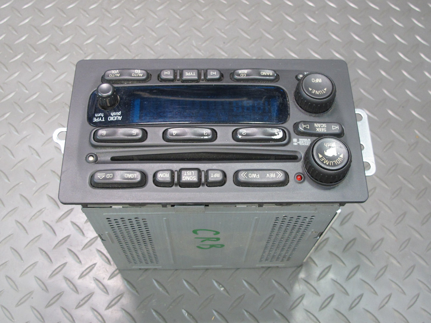 05-06 Chevrolet SSR Radio Stereo CD Changer Player Head Unit 10359577 OEM