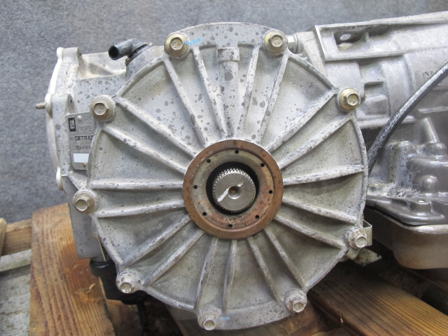 2001 Chevy Corvette C5 4L60E Auto Transmission Torque Converter w Differential