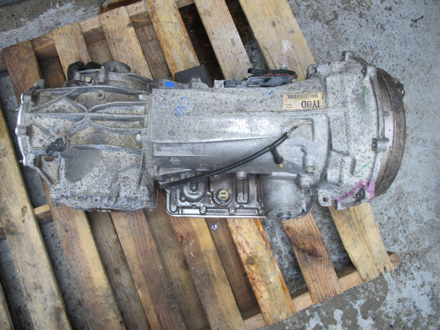 2001 Chevy Corvette C5 4L60E Auto Transmission Torque Converter w Differential