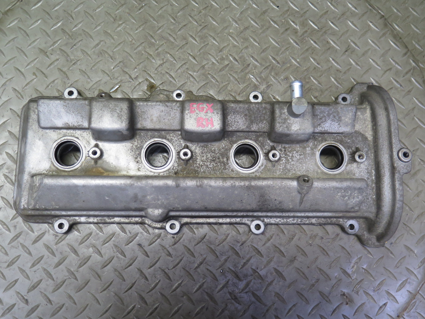 2006-2009 Lexus UZJ120L GX470 4.7L Engine Right Side Cylinder Valve Cover