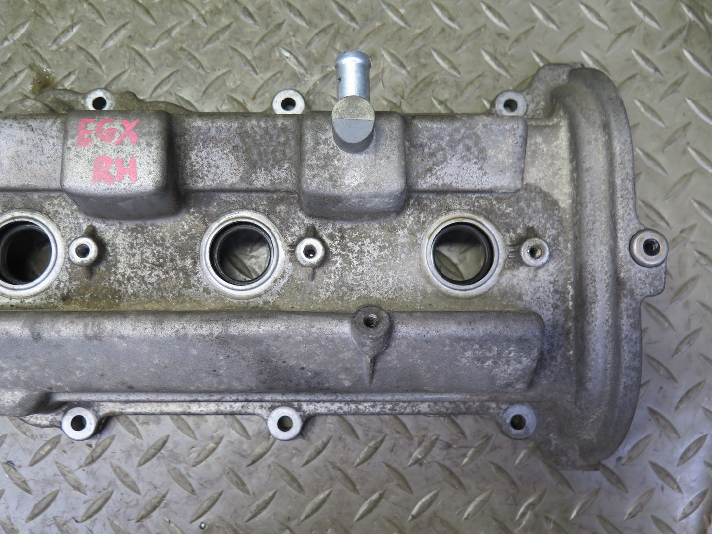 2006-2009 Lexus UZJ120L GX470 4.7L Engine Right Side Cylinder Valve Cover