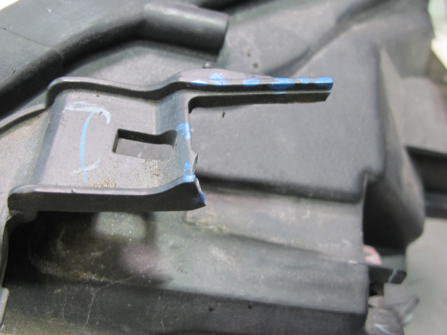 2008 Lexus USE20L Is-f Front Right Adaptive Xenon HID Headlight Lamp OEM