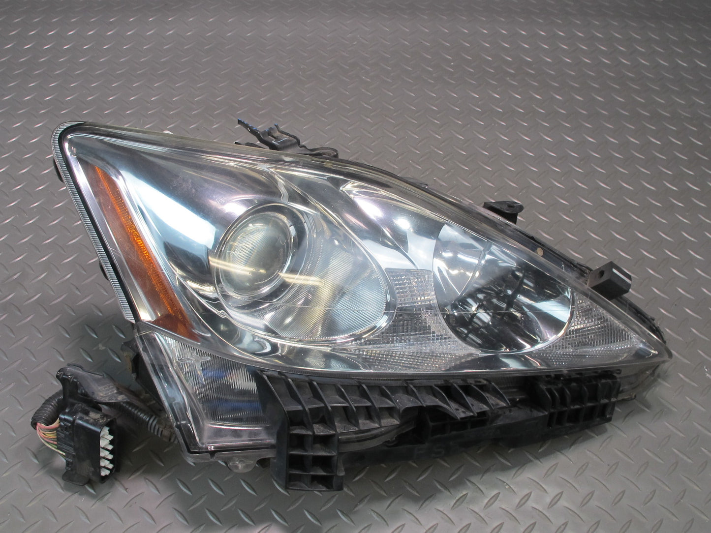 2008 Lexus USE20L Is-f Front Right Adaptive Xenon HID Headlight Lamp OEM