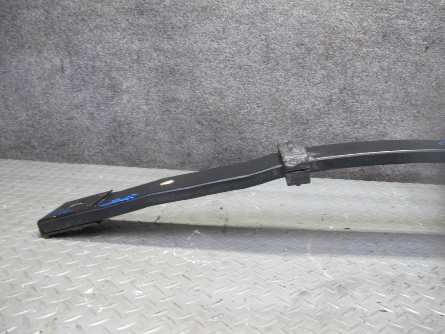 98-04 Chevrolet Corvette C5 Convertible Rear Mono Leaf Spring 22146484 OEM