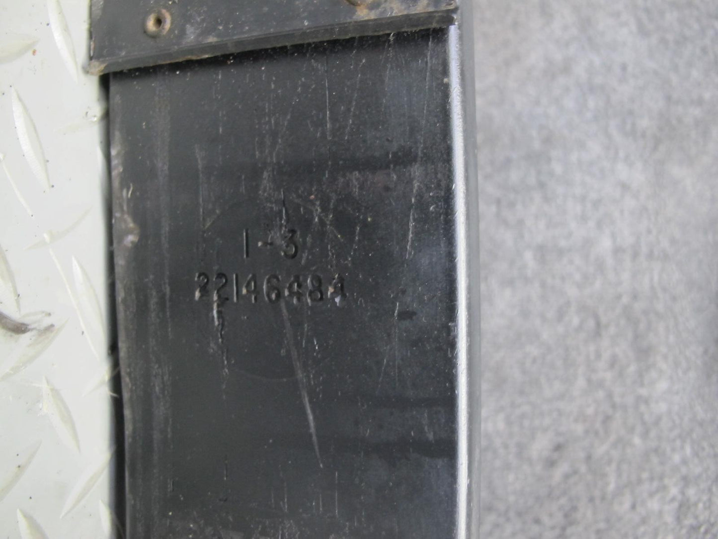 98-04 Chevrolet Corvette C5 Convertible Rear Mono Leaf Spring 22146484 OEM