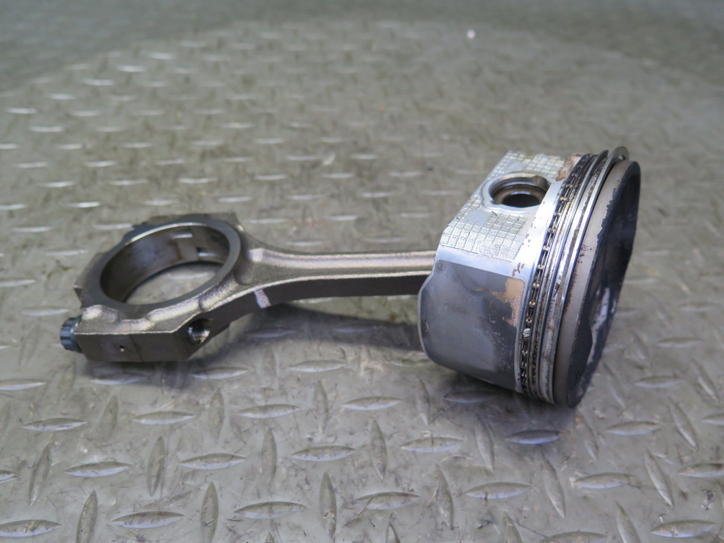 2005-2009 Lexus UZJ120L GX470 4.7L 2UZFE Engine Piston Connecting Rod Set of 8