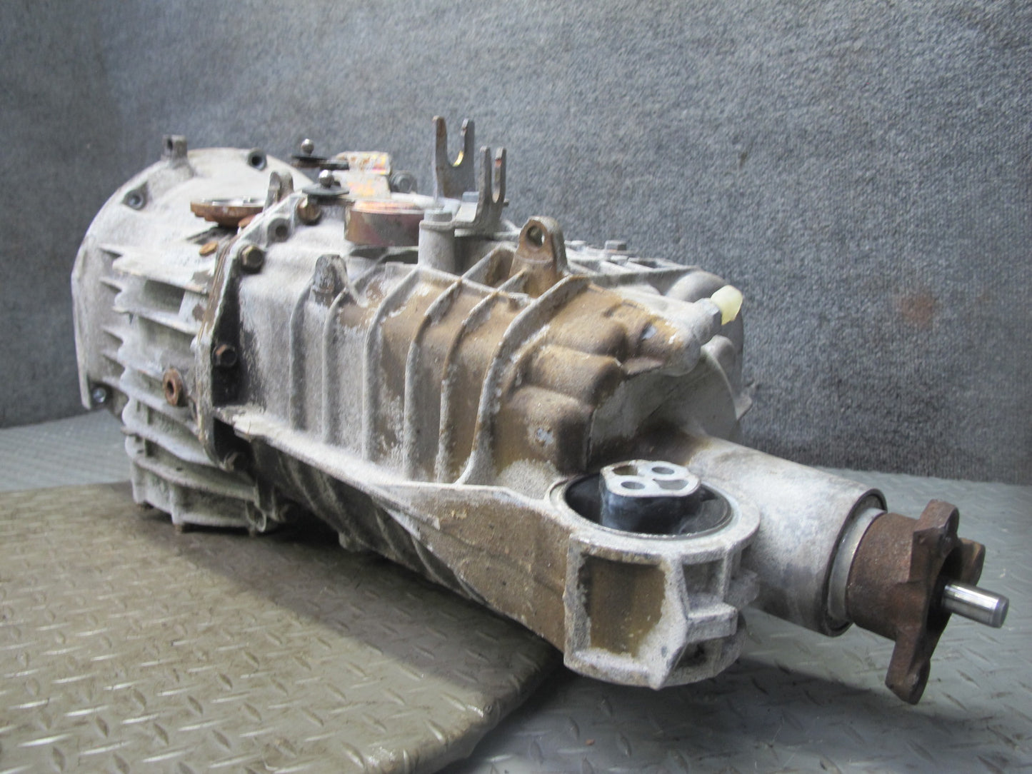 02-05 Porsche 911 Carrera 996 3.6L AWD G96.31 M/T Manual Transmission 97k Miles