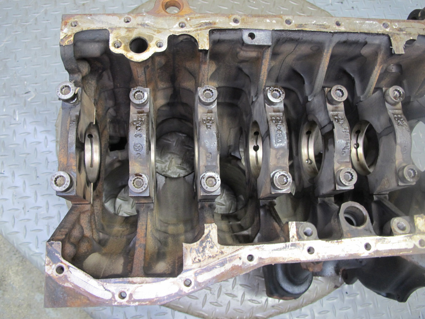 2000 VW Eurovan T4 2.8L AES Engine Motor Block 021103021R OEM