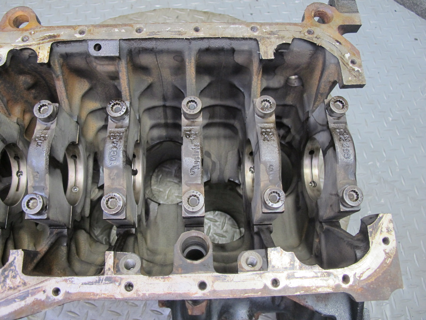 2000 VW Eurovan T4 2.8L AES Engine Motor Block 021103021R OEM