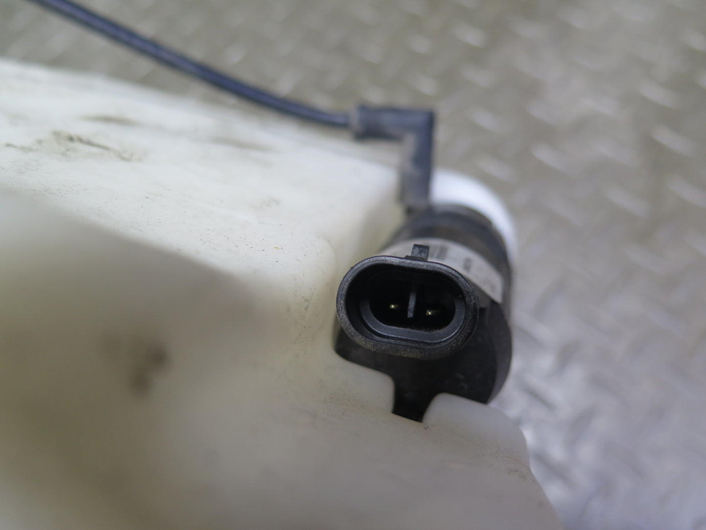 03-06 Chevrolet SSR Windshield Washer Reservoir Bottle w Pump Assembly OEM