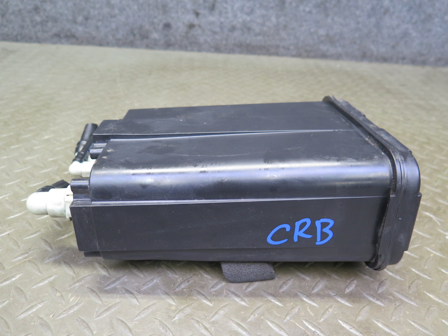 05-06 Chevrolet Trailblazer SSR Fuel Vapor Charcoal Canister 15190482 OEM