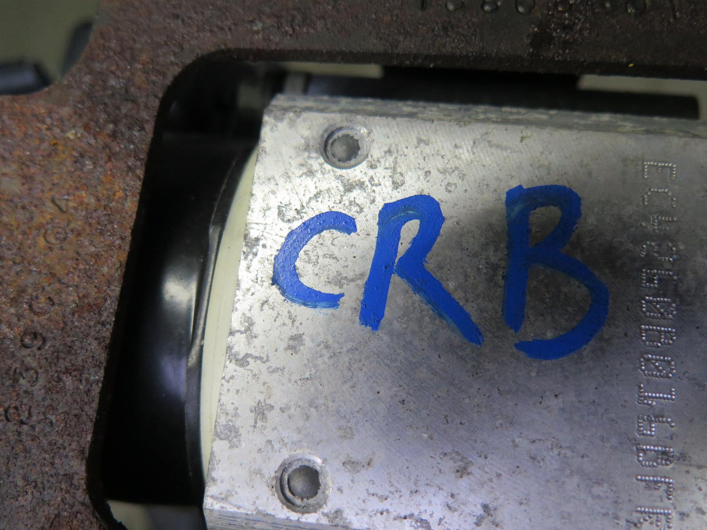 05-06 Chevrolet SSR A/T Anti Lock ABS Brake Pump Module w Bracket 13451157 OEM