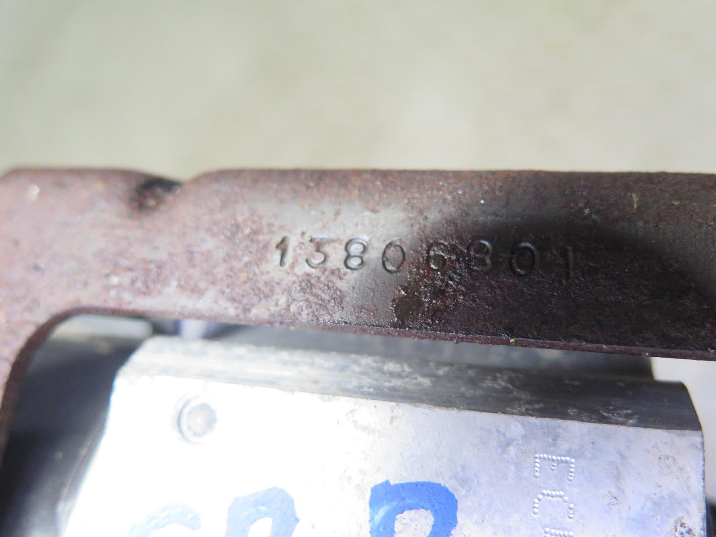 05-06 Chevrolet SSR A/T Anti Lock ABS Brake Pump Module w Bracket 13451157 OEM