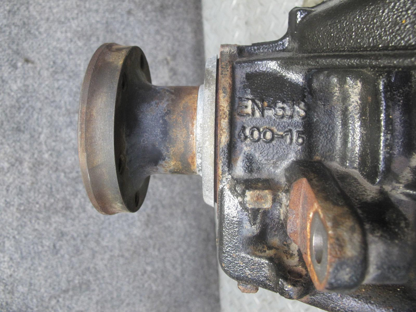 01-06 BMW E46 330i 330ci M/T Rear Differential Carrier 3.07 Ratio 77K Miles OEM