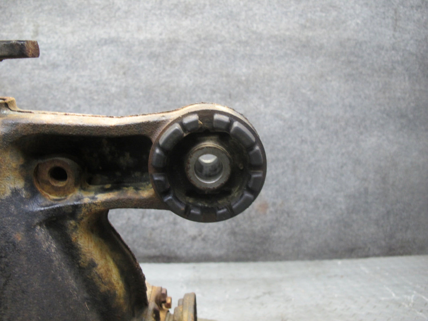 98-00 Lexus UCF20L LS400 A/T Rear Differential Carrier 3.266 Ratio 102K Mile OEM