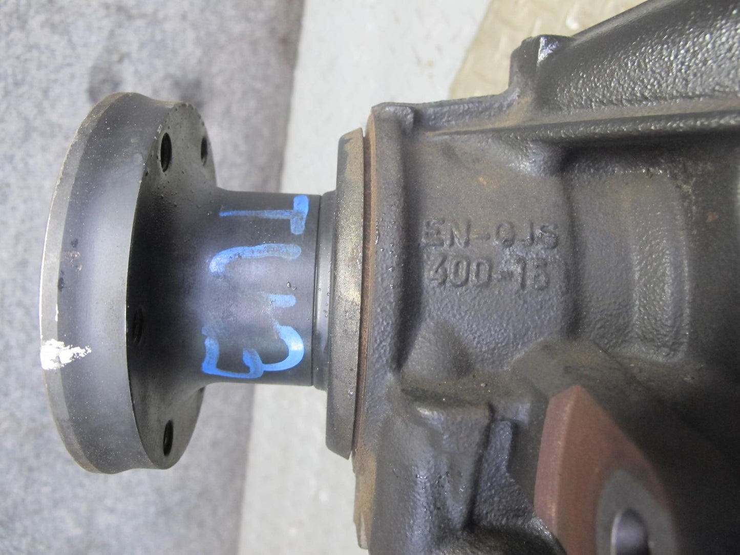 01-06 BMW E46 330i 330Ci A/T Rear Differential Carrier 3.38 Ratio 7505393 OEM