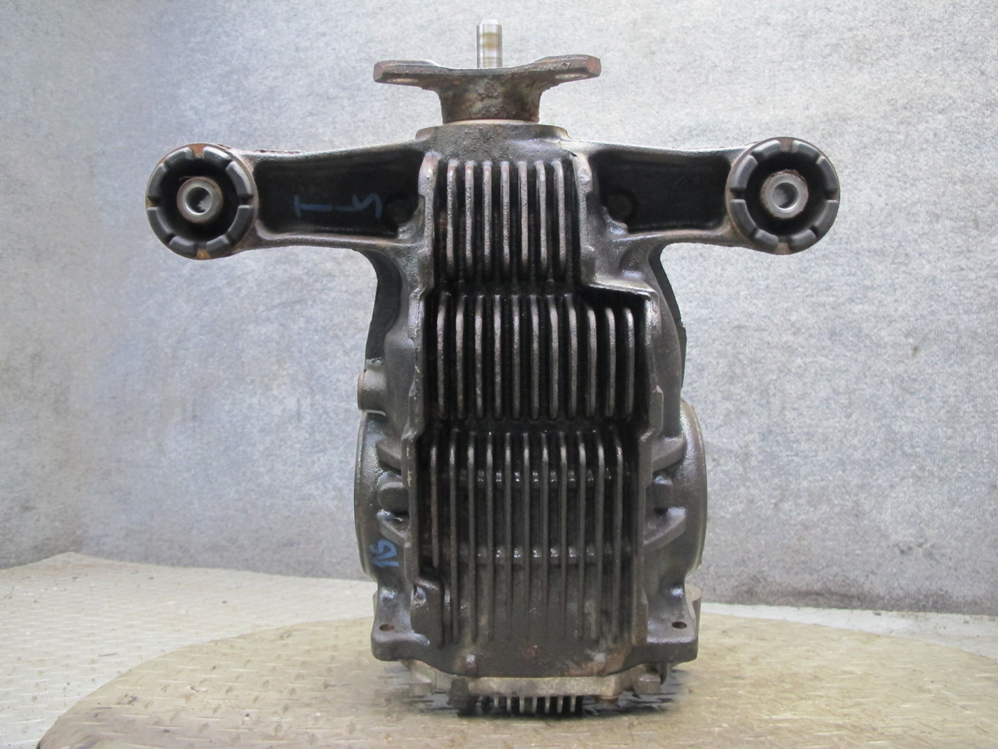 08-09 Lexus USE20L Is-f RWD Rear Differential Carrier 48J 2.94 Ratio OEM