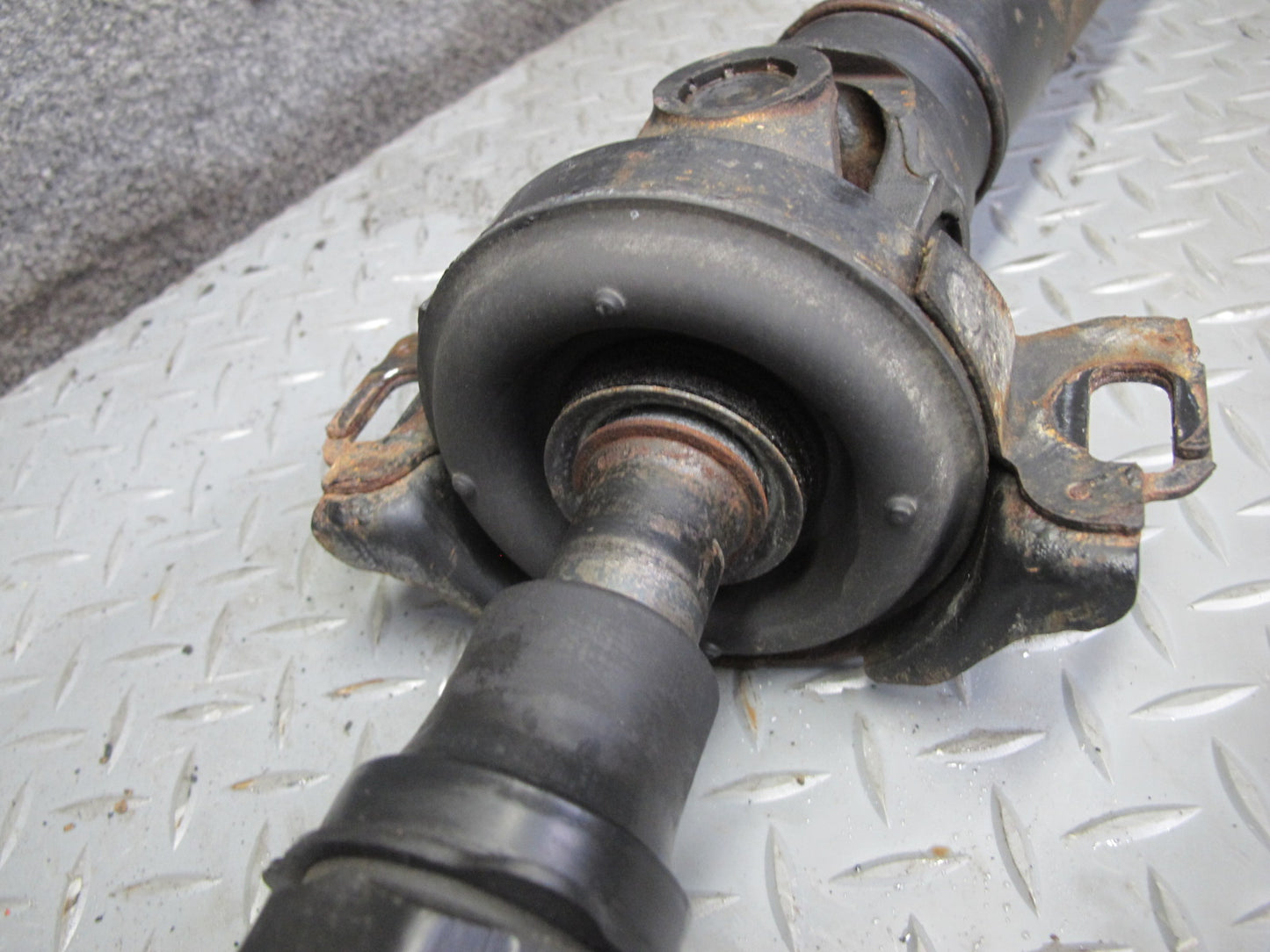 08-14 Lexus USE20L Is-f RWD Rear Driveshaft Drive Shaft PS75 OEM