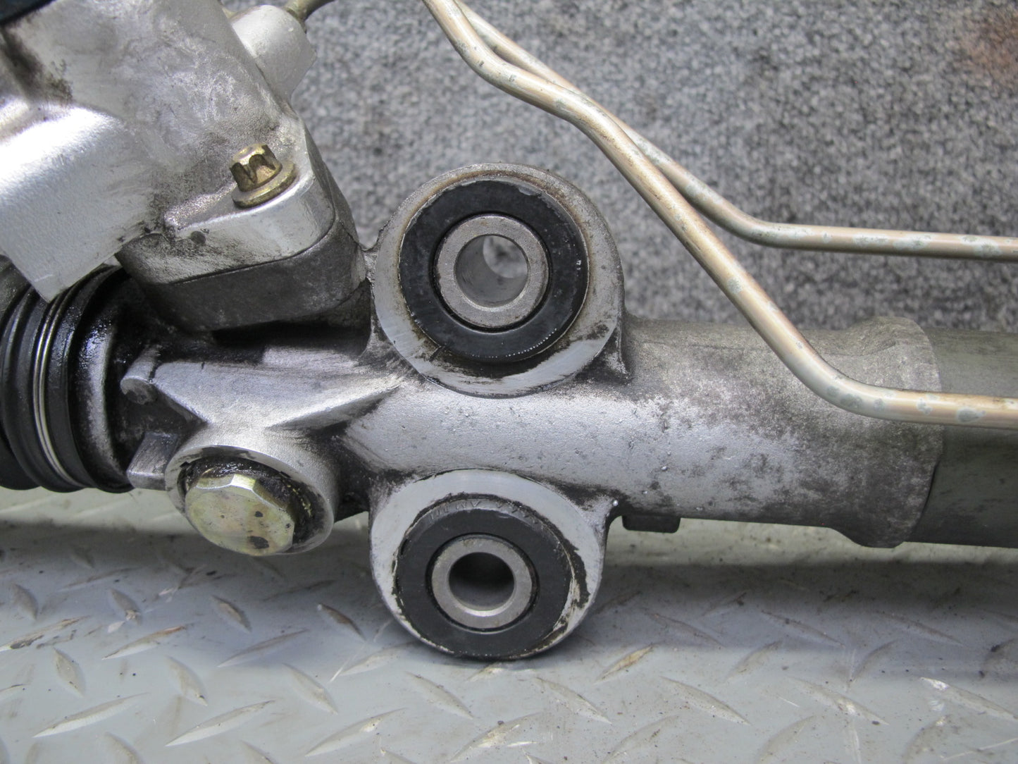 03-05 Nissan Z33 350Z Power Steering Rack & Pinion OEM