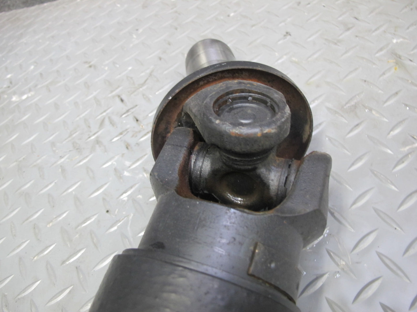 03-09 Nissan Z33 350Z RWD M/T Manual Transmission Driveshaft Carbon 68K Mile OEM