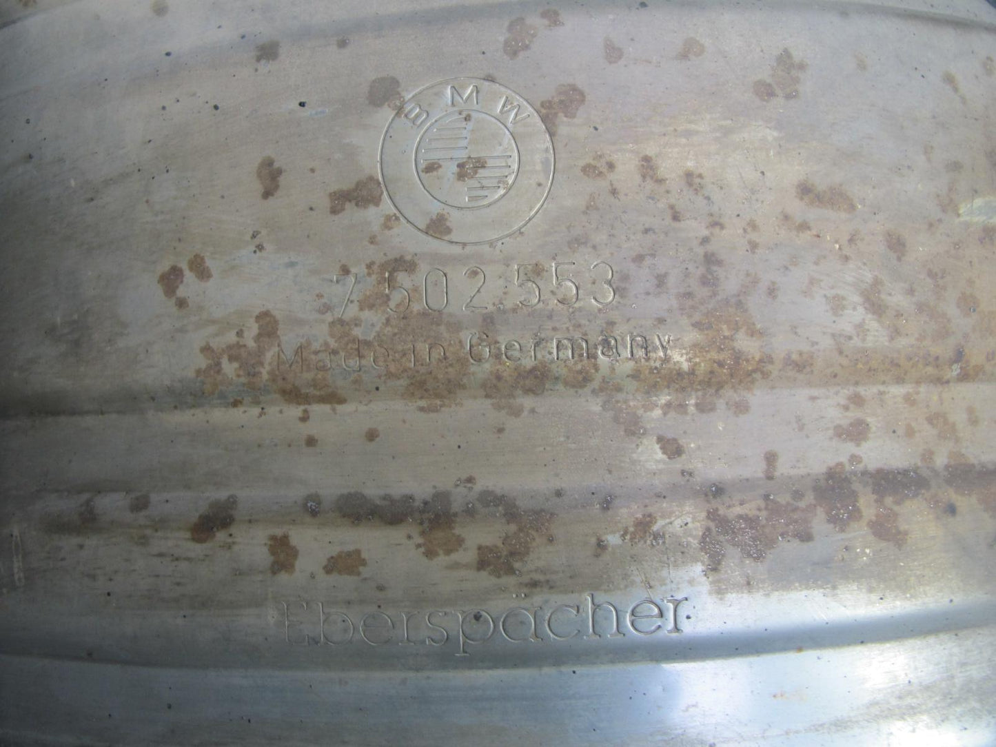 01-06 BMW E46 330ci Convertible Rear Exhaust Muffler 7502553 OEM