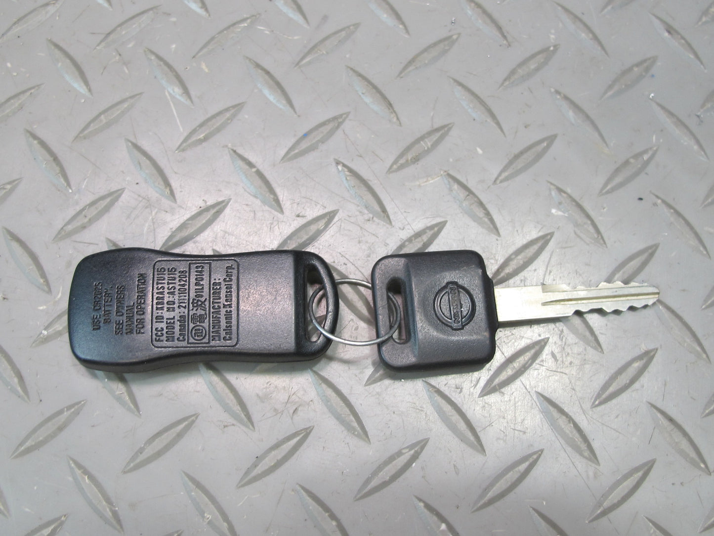 2004 Nissan Z33 350Z Convert M/T BCU BCM Module Ignition Glove Lock KEY Set OEM