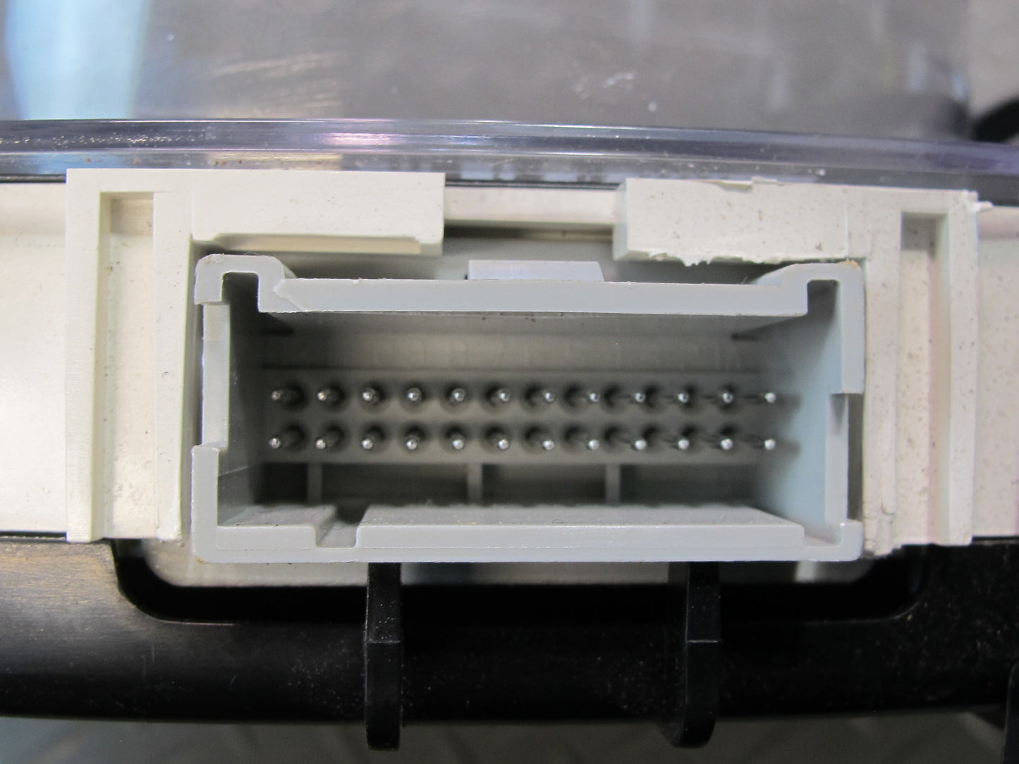 2005 Chevrolet SSR A/T Instrument Cluster Gauge Speedometer OEM