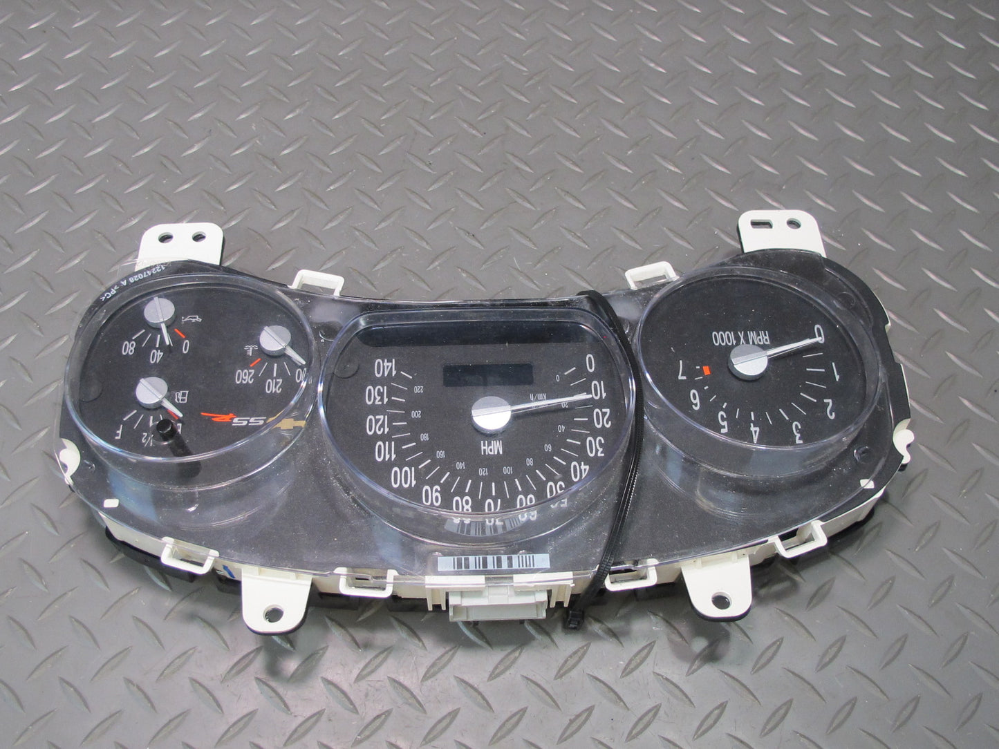 2005 Chevrolet SSR A/T Instrument Cluster Gauge Speedometer OEM