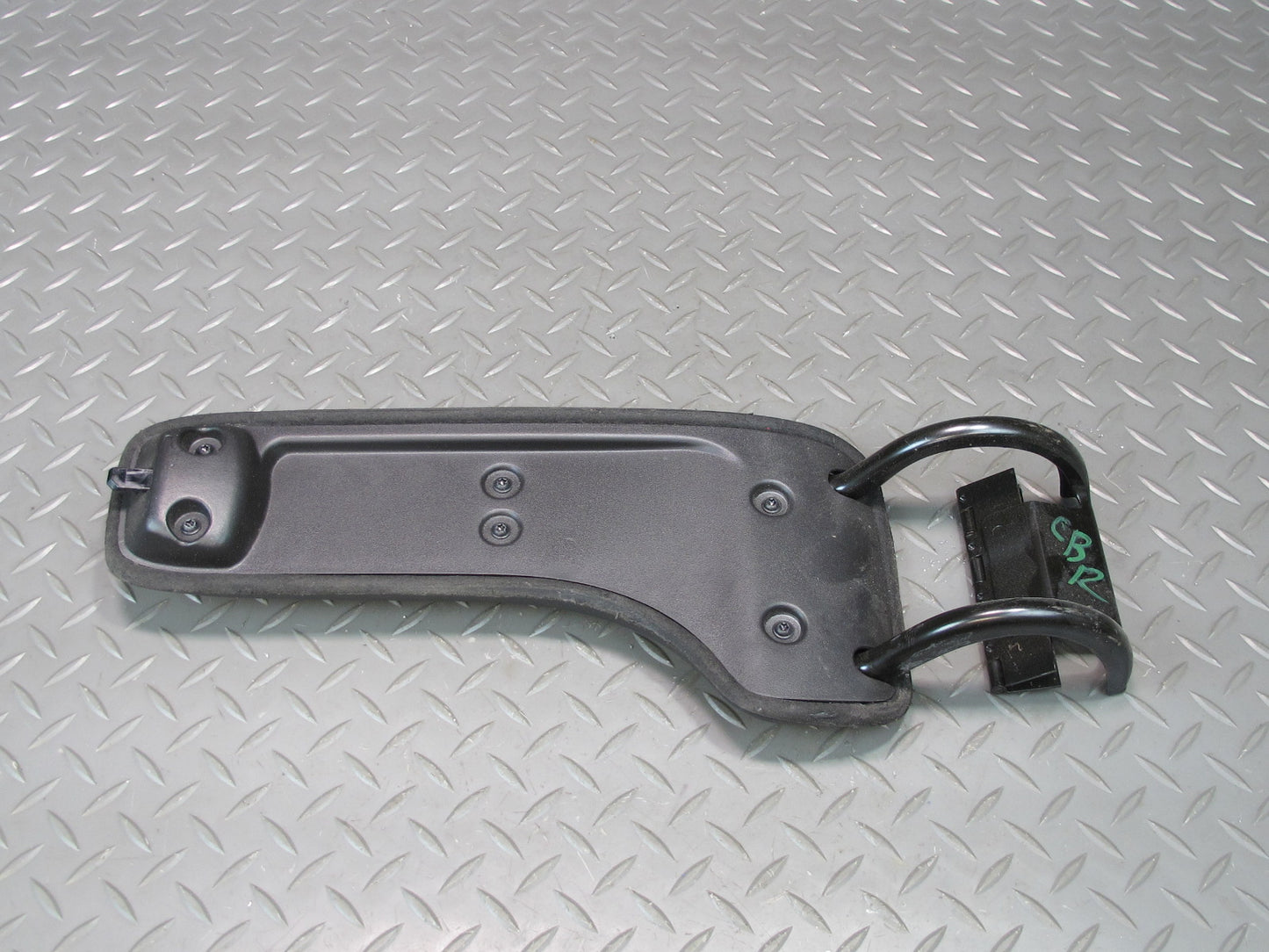 03-06 Chevrolet SSR Center Console Armrest Storage Lid Black OEM