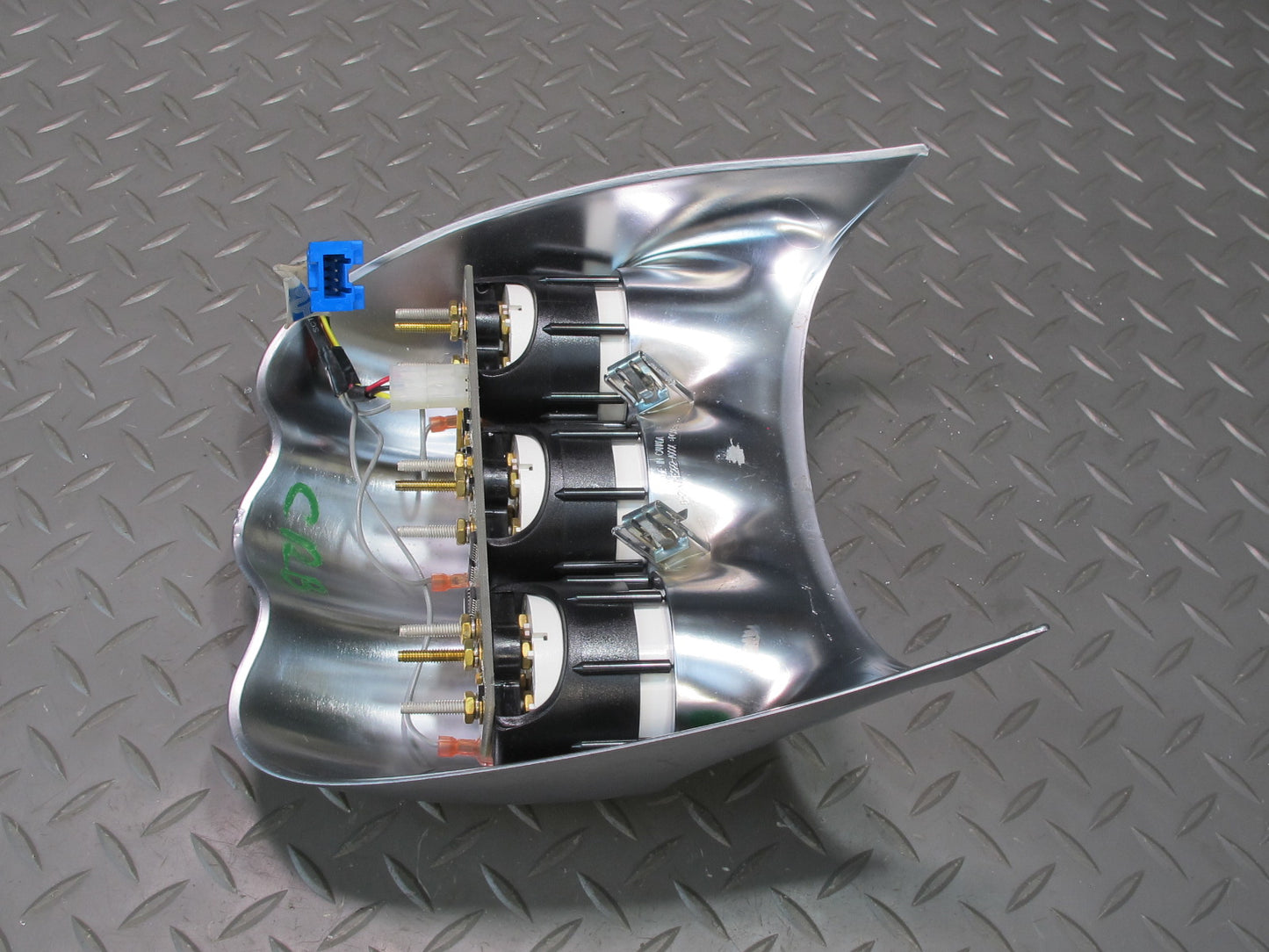 05-06 Chevrolet SSR Front Center Console Tripod Gauge Cluster OEM