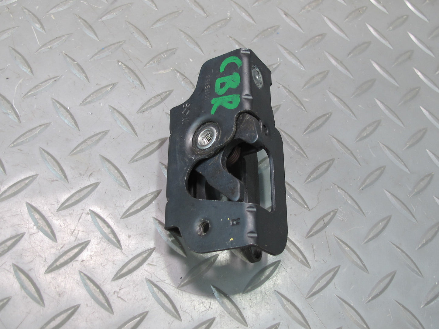 03-06 Chevrolet SSR Rear Right & Left Tailgate Lock Latches Set OEM