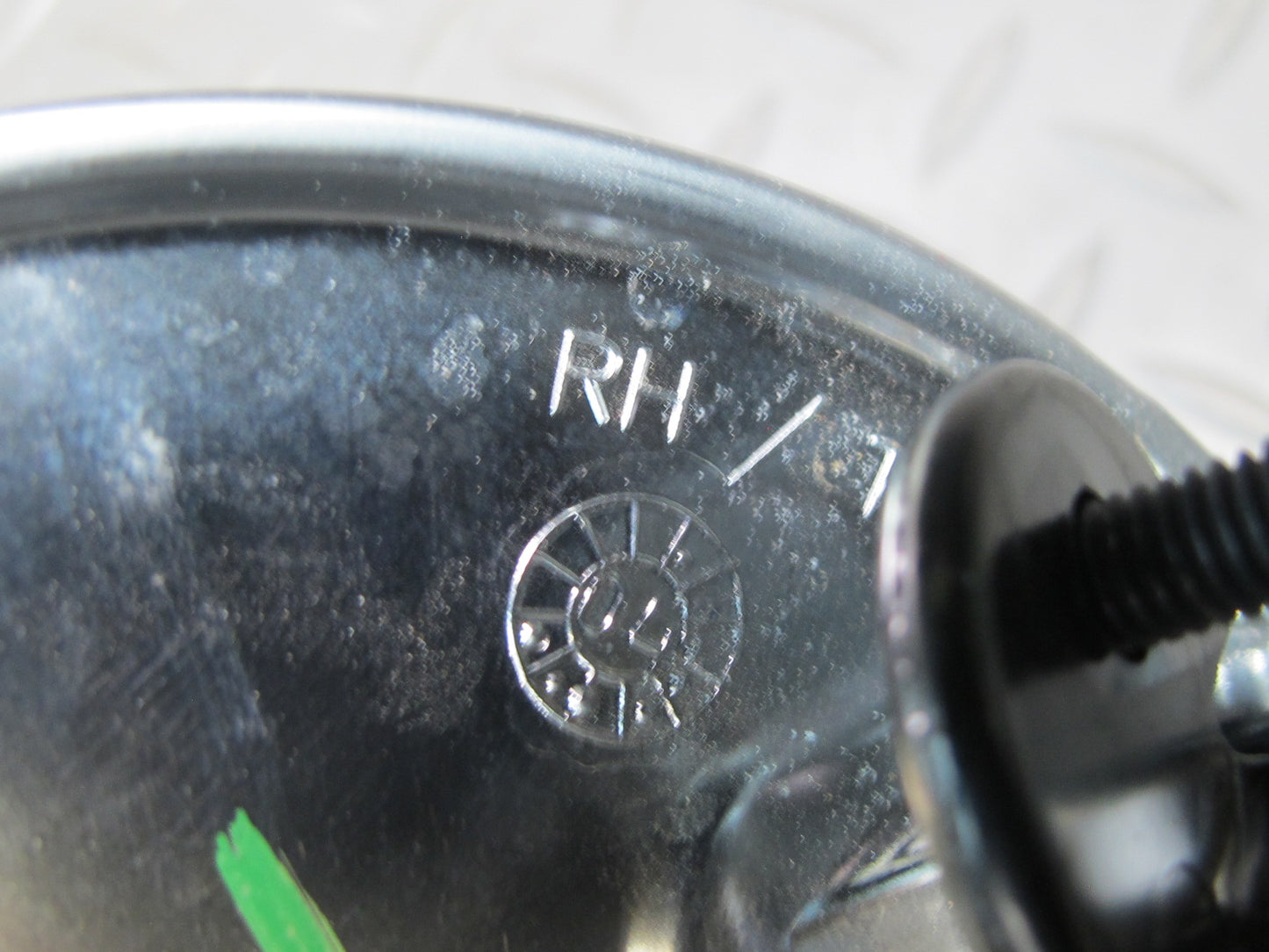 03-06 Chevrolet SSR Front Left Driver Door Exterior Handle OEM