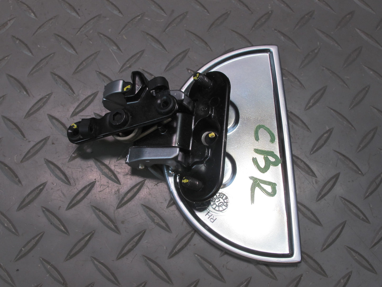 03-06 Chevrolet SSR Front Left Driver Door Exterior Handle OEM