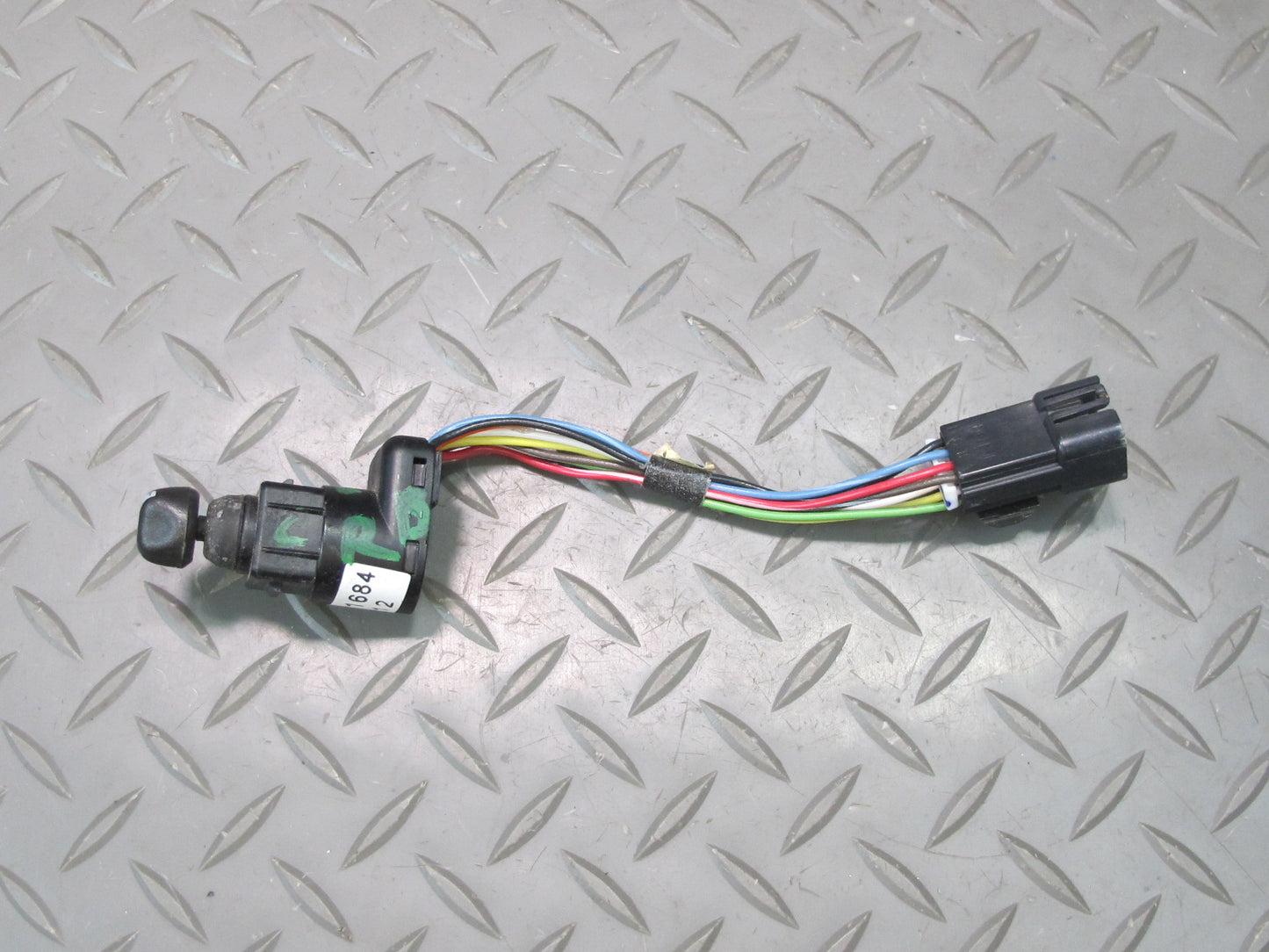 03-06 Chevrolet SSR Left Driver Door Side Mirror Switch OEM