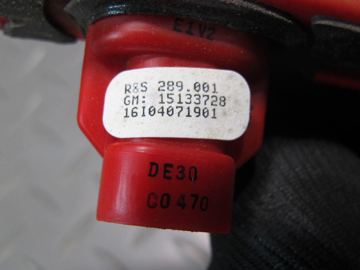 03-06 Chevrolet SSR Rear Third 3RD Brake Light Lamp 15133728 OEM