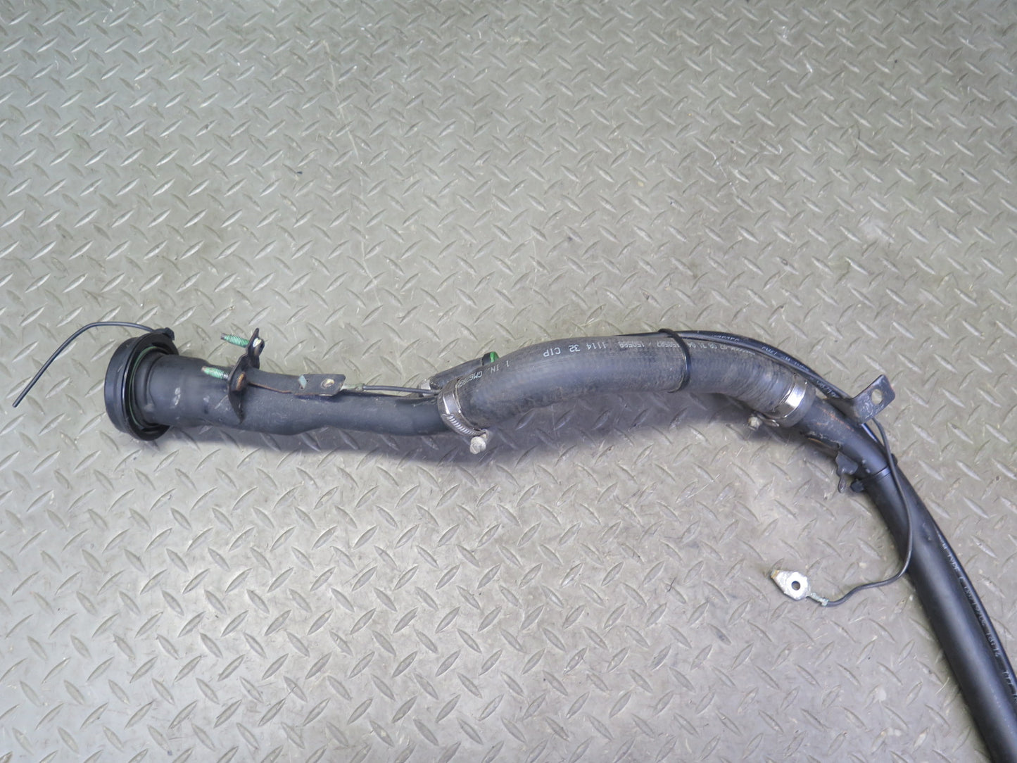 03-06 Chevrolet SSR Fuel Filler Neck Pipe w Fuel Cap OEM