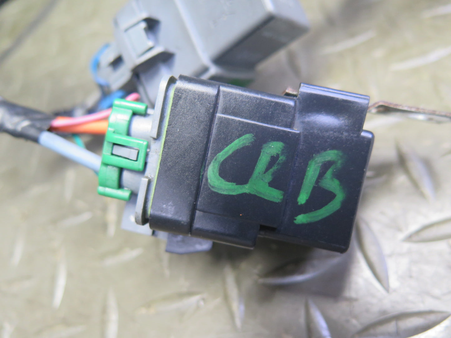 03-06 Chevrolet SSR Underhood Headlight Wire Wiring Harness OEM