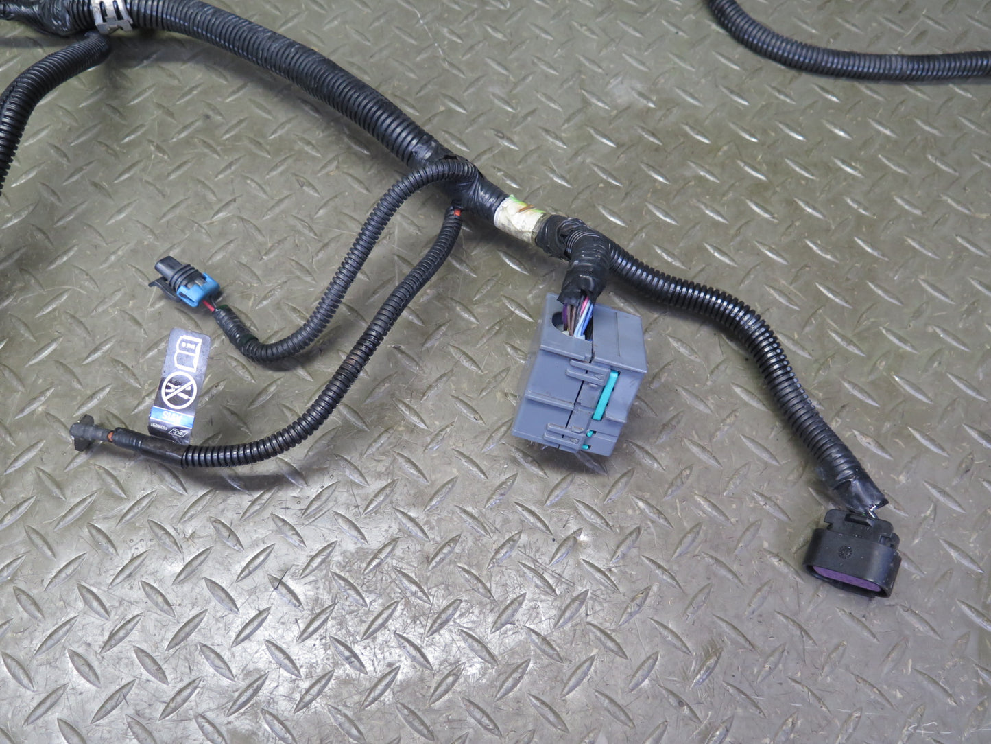 03-06 Chevrolet SSR Underhood Headlight Wire Wiring Harness OEM