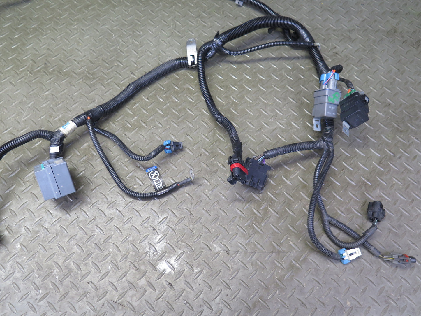 03-06 Chevrolet SSR Underhood Headlight Wire Wiring Harness OEM