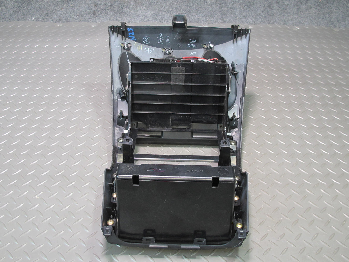 2004 Nissan Z33 350Z Dash Front Center Trim Bezel Cover Panel w Storage OEM